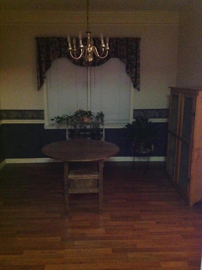 2021 Windsor Dr, Columbia, TN 38401 - photo 3