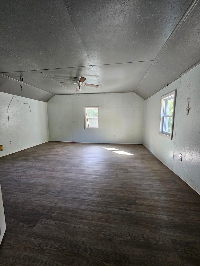 715 S Richards St, Florence, AL 35630 - photo 7