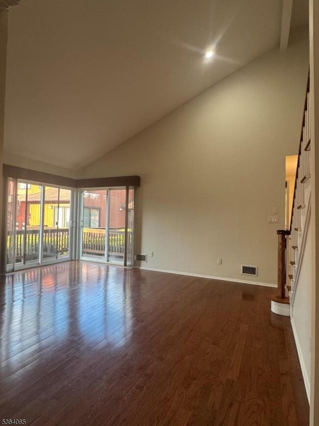 250 S Ridgedale Ave unit B 8, Florham Park, NJ 07932 - photo 7