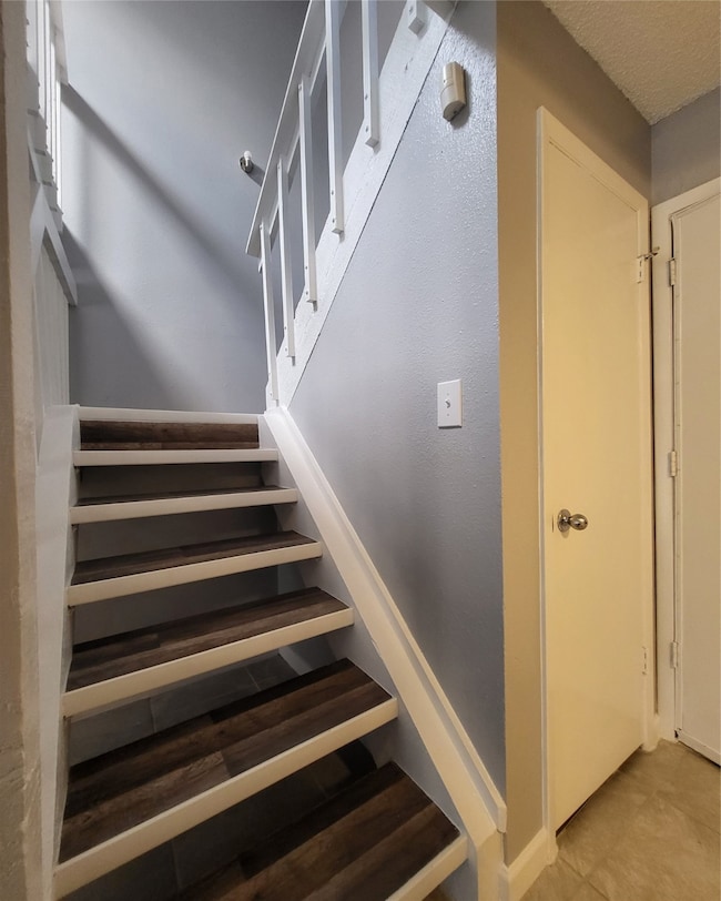 12510 Newbrook Dr unit 223, Houston, TX 77072 - photo 2