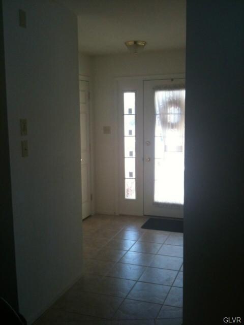 8107 Heritage Dr, Alburtis, PA 18011 - photo 2