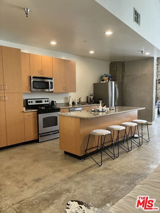 711 S Olive St unit 511, Los Angeles, CA 90014 - photo 3