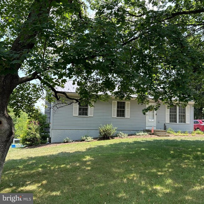 190 Hade Rd, Saint Thomas, PA 17252 - photo 4