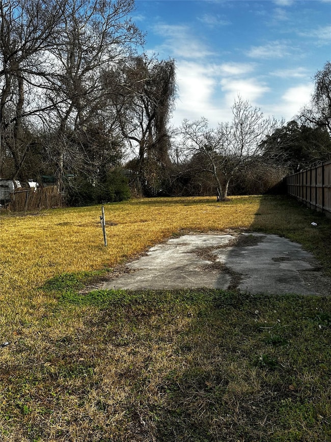 4106 Wayne St, Houston, TX 77026 - photo 4