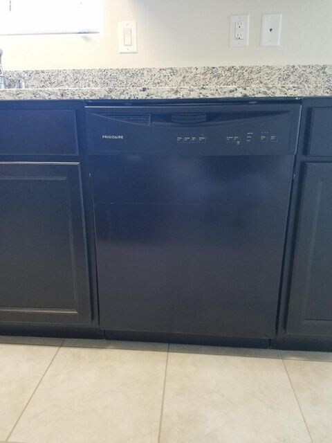 Juniper Black dishwasher