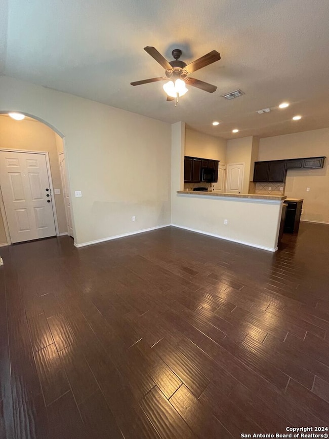 713 Creekside Cir, New Braunfels, TX 78130 - photo 4