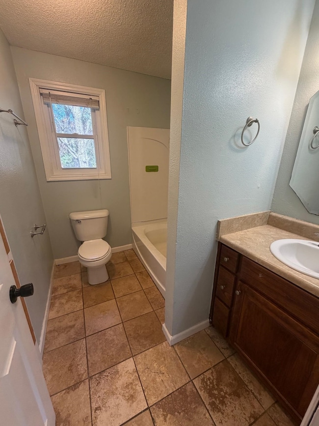 606 Charlie St, Opp, AL 36467 - photo 2