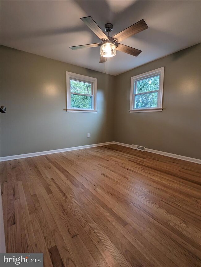 15604 Mountain Track Rd, Orange, VA 22960 - photo 6