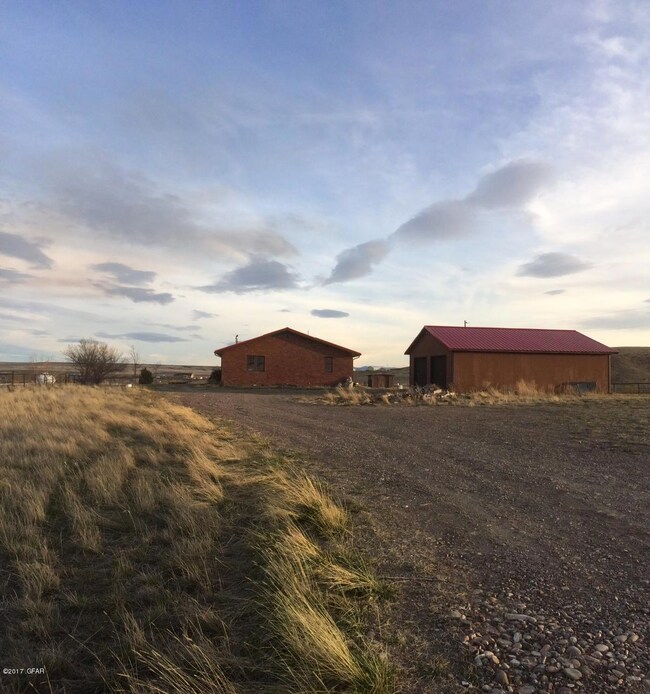 114 Open Buckle Rd, Vaughn, MT 59487 - photo 2