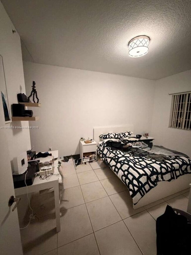 7350 NW 114th Ave unit 201, Doral, FL 33178 - photo 4