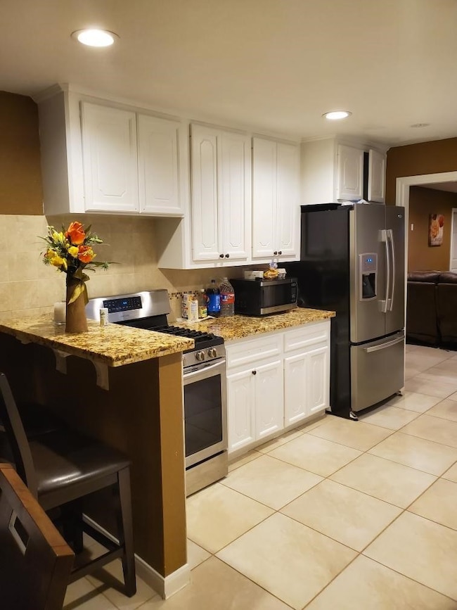 8019 Botany Ln, Houston, TX 77075 - photo 4