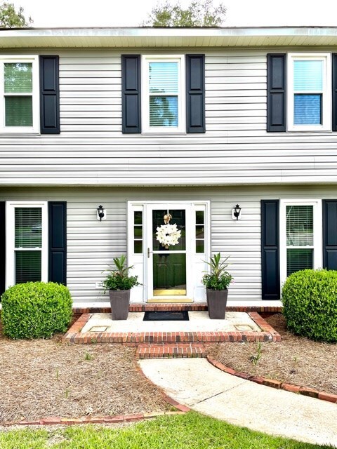 Welcome Home to 1128 Appian Way!
