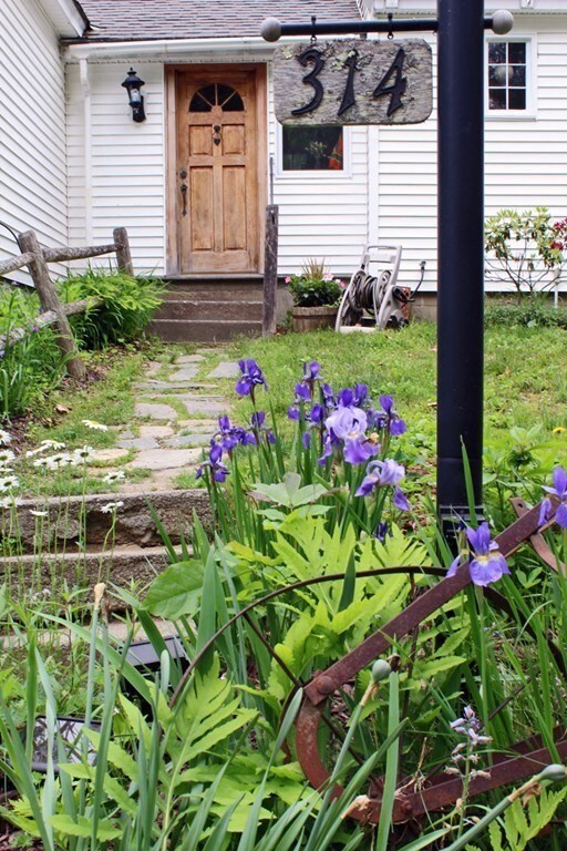 314 Warwick Rd, Northfield, MA 01360 - photo 3