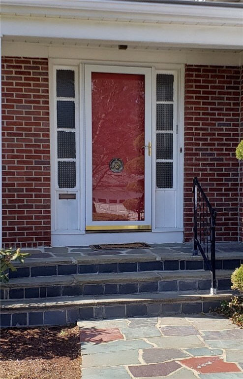 21 Dorset Rd, Pawtucket, RI 02860 - photo 2