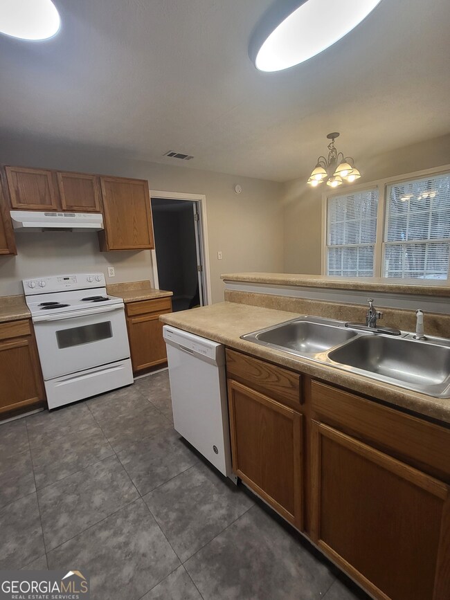 112 Sundown Dr, Dawsonville, GA 30534 - photo 7