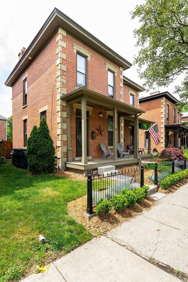 153_155WarrenSt(3of109)