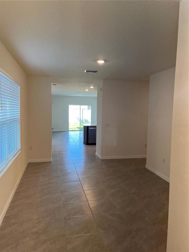 9302 Forge Breeze Loop, Wesley Chapel, FL 33545 - photo 4