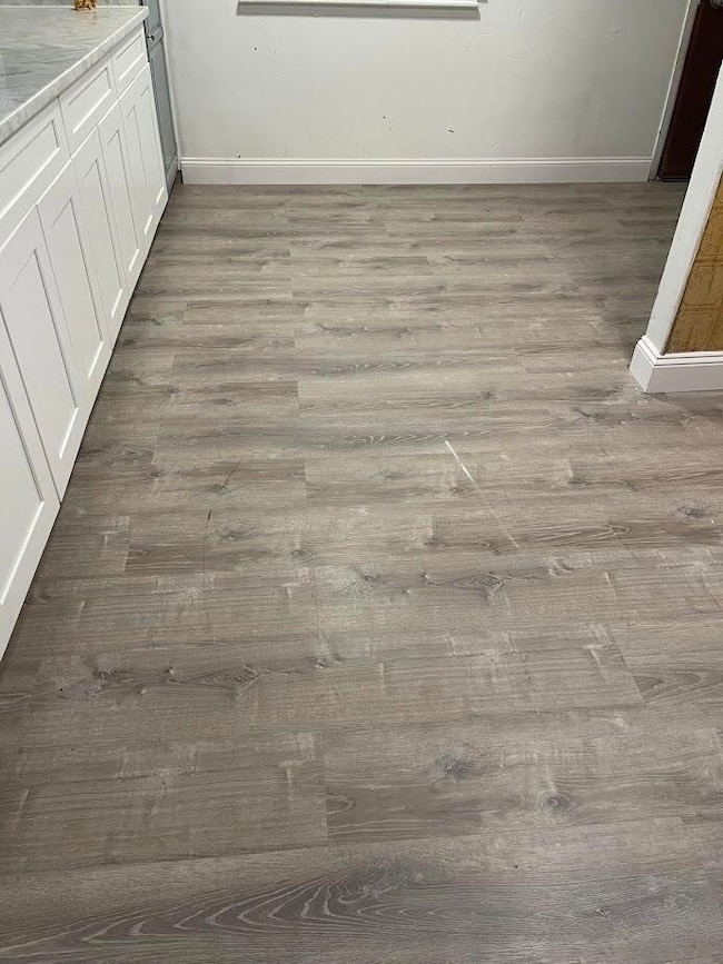 4839 Glenis St, Dearborn Heights, MI 48125 - photo 3