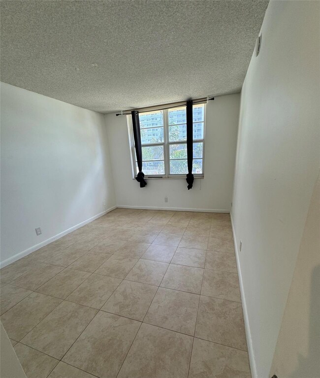 Tradewinds Condominium unit 212, Pompano Beach, FL 33062 - photo 4