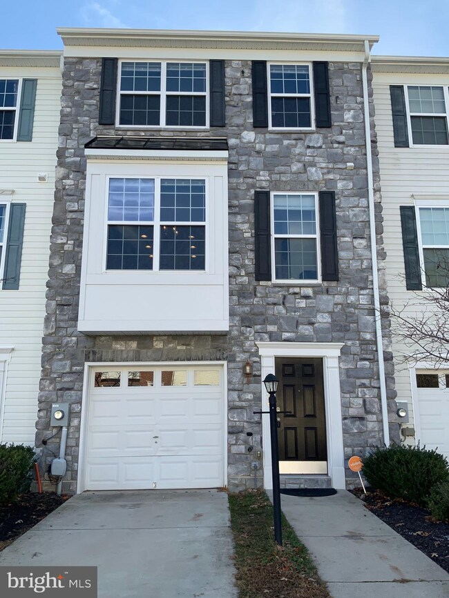 15326 Kennett Square Way, Brandywine, MD 20613 - photo 2