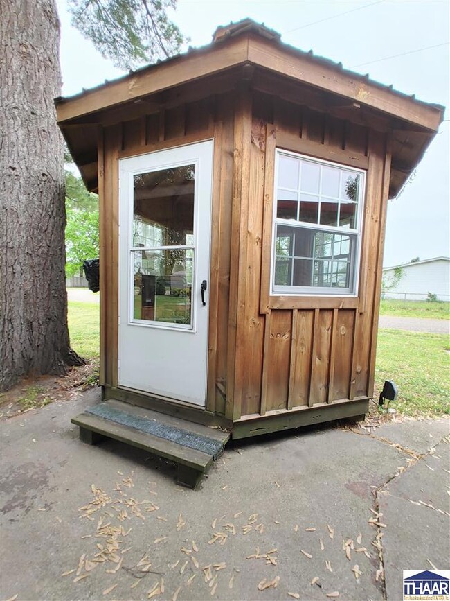 4205 6th Ave, Terre Haute, IN 47803 - photo 3