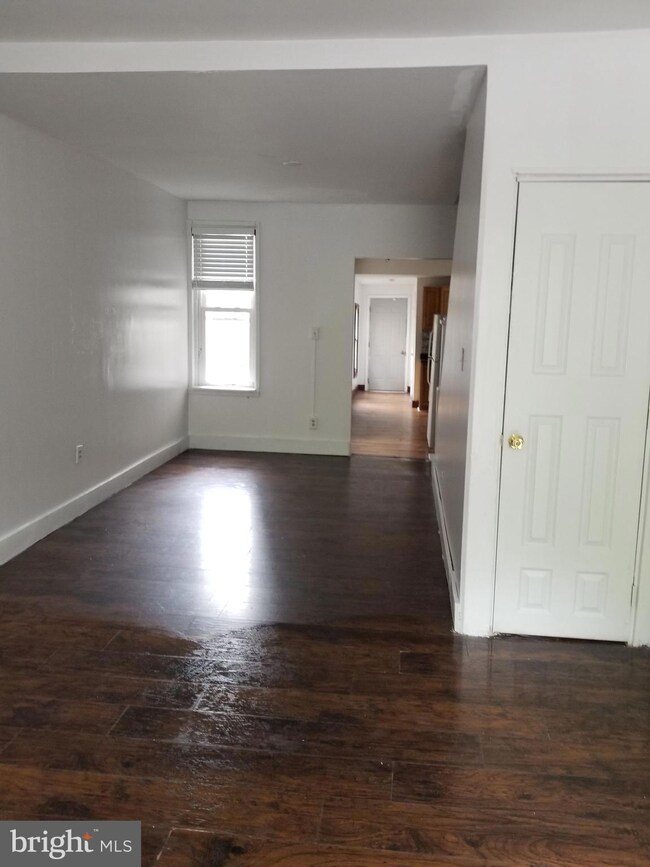 1425 Fairview St, Reading, PA 19602 - photo 3