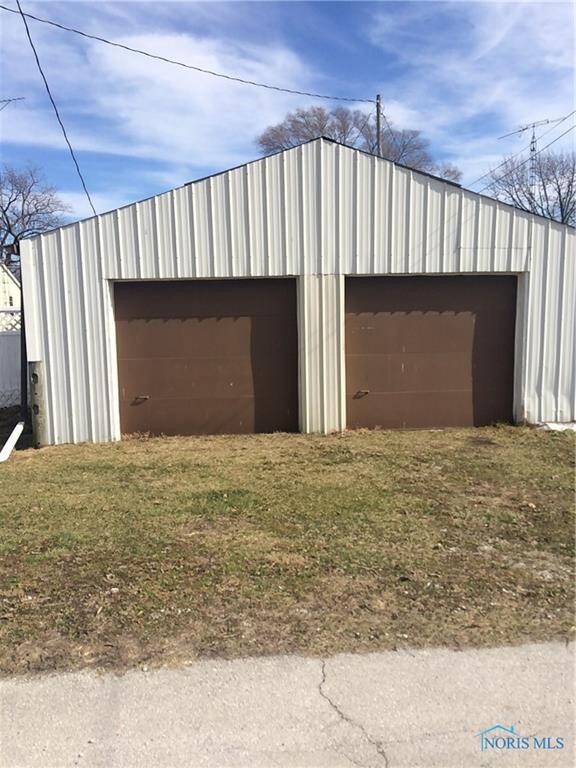 1312 West St, Genoa, OH 43430 - photo 2