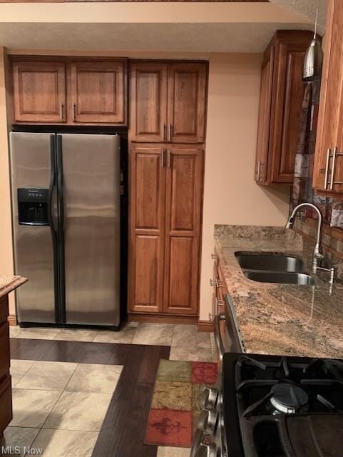 Custom oak cabinets, granite countertops