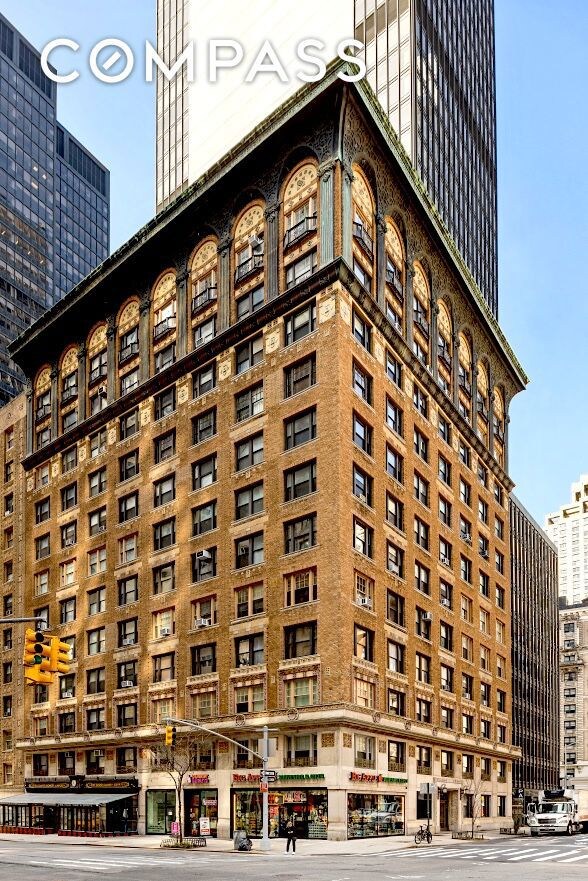 The Adlon unit 4H, New York, NY 10019 - photo 6