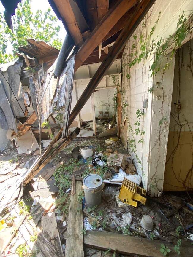 4315 Kelley St, Houston, TX 77026 - photo 7