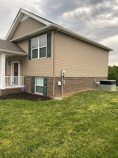 1804 Vicki Ct, Columbia, TN 38401 - photo 3