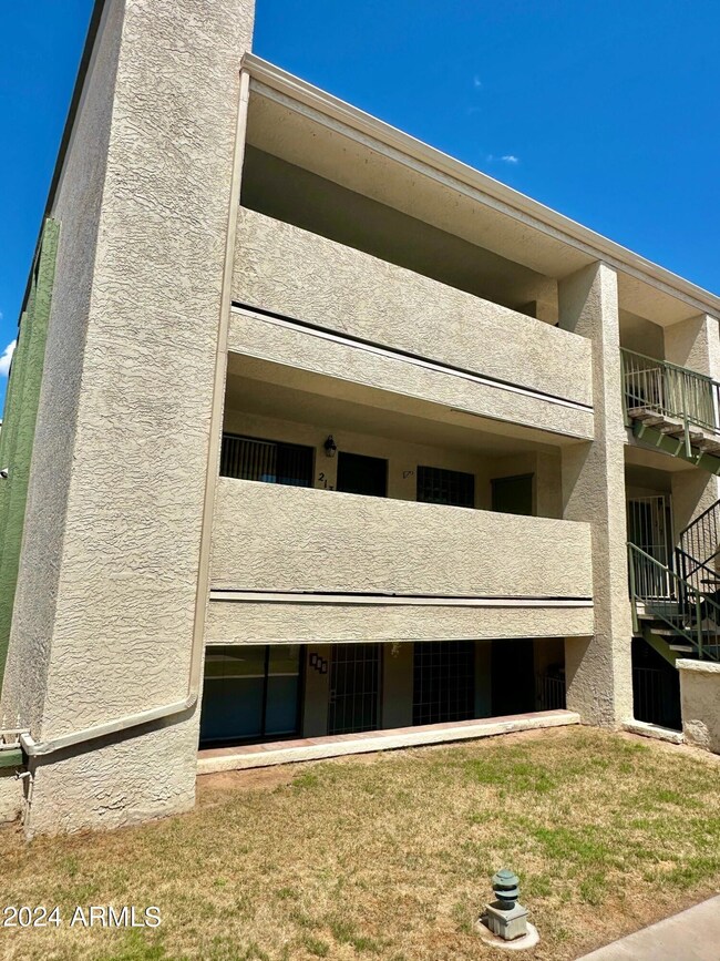 CONDO PIC 1