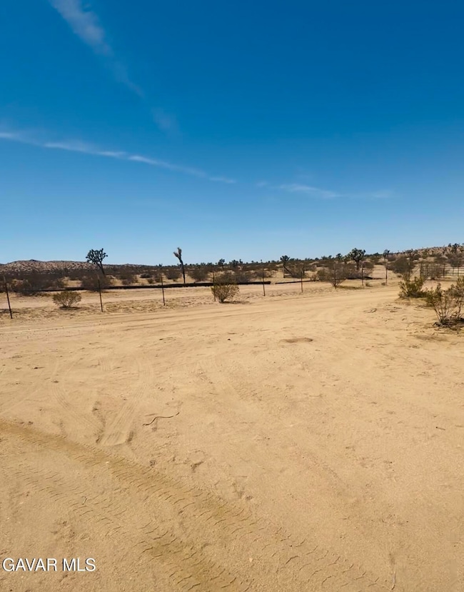 43960 200th St E, Lancaster, CA 93535 - photo 2