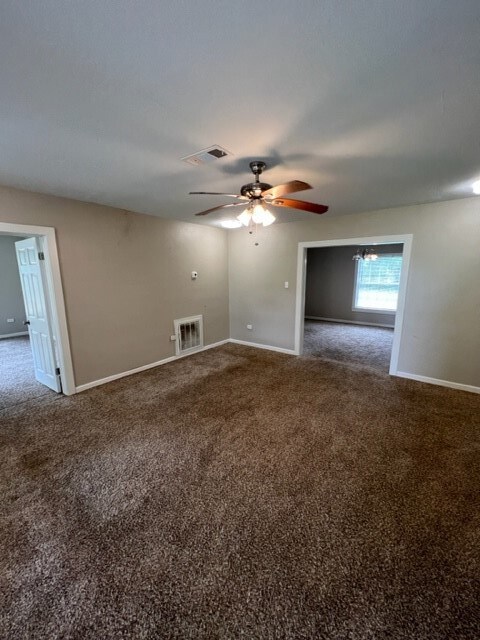 1510 W Dumble St, Alvin, TX 77511 - photo 4