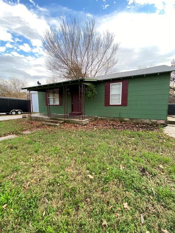 6987 Briar Rd, Azle, TX 76020 - photo 2