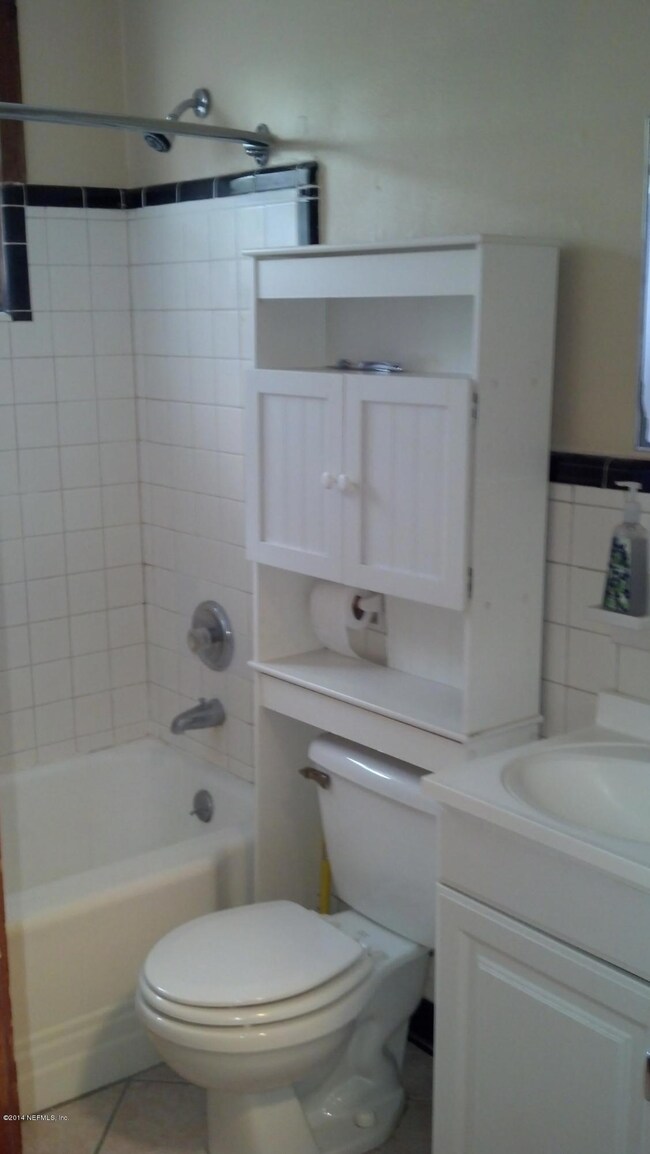 1429 Dancy St, Jacksonville, FL 32205 - photo 5