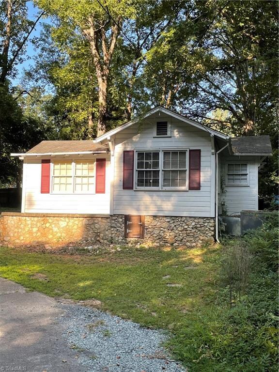 705 Mountain Rd, Asheboro, NC 27205 - photo 2