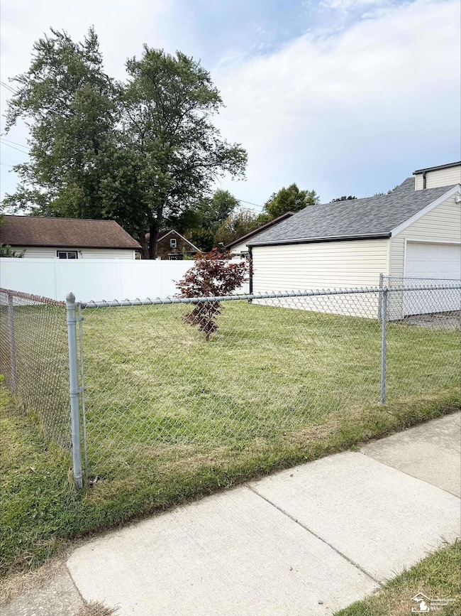 917 Wolverine Ave, Monroe, MI 48161 - photo 5