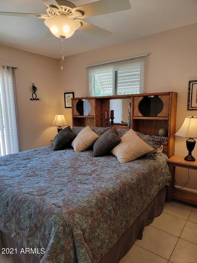 889 bedroom