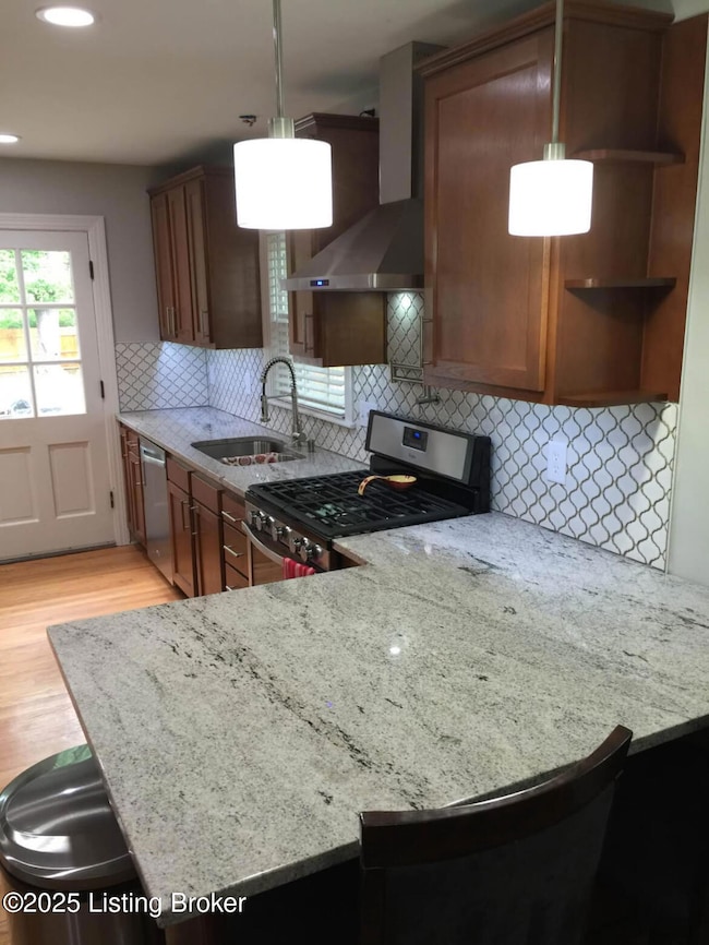 405 Breckenridge Ln, Louisville, KY 40207 - photo 3