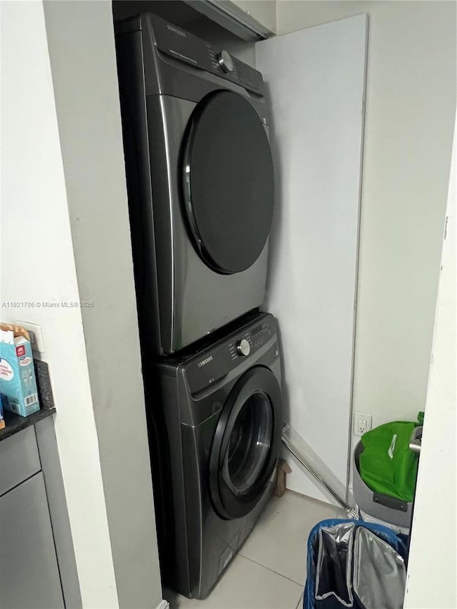 1871 NW S River Dr unit 1402, Miami, FL 33125 - photo 6