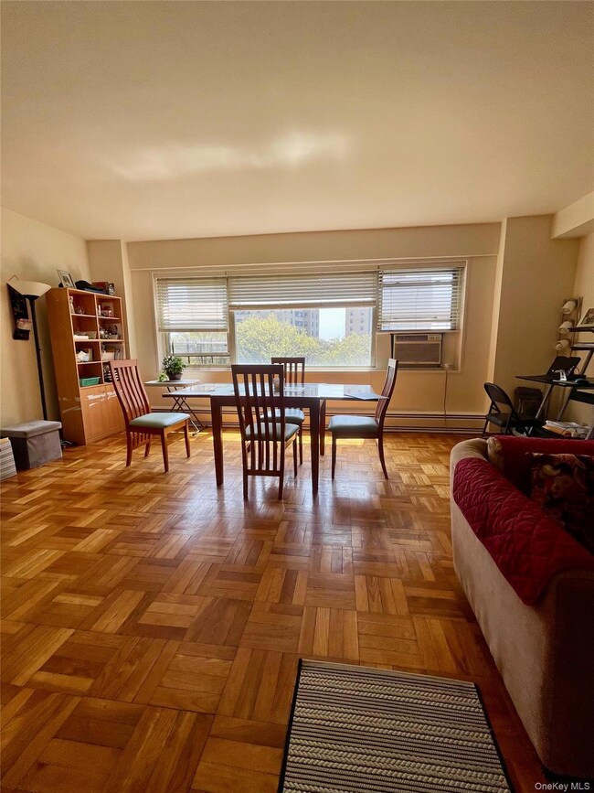 Fordham Hill Oval unit 8G, Bronx, NY 10468 - photo 5