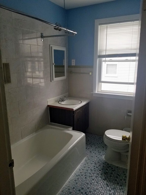 55 Fiske St unit 1, Waltham, MA 02451 - photo 3