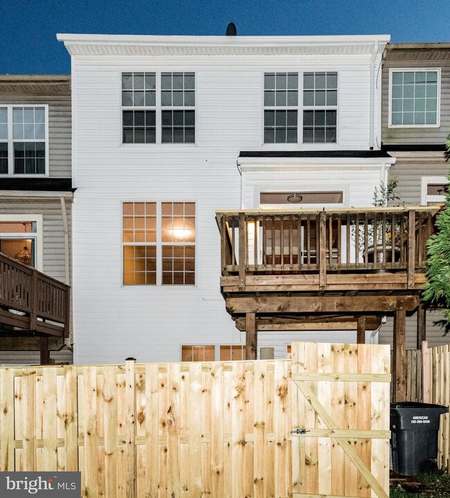 15766 Nimes Ct, Woodbridge, VA 22191 - photo 2