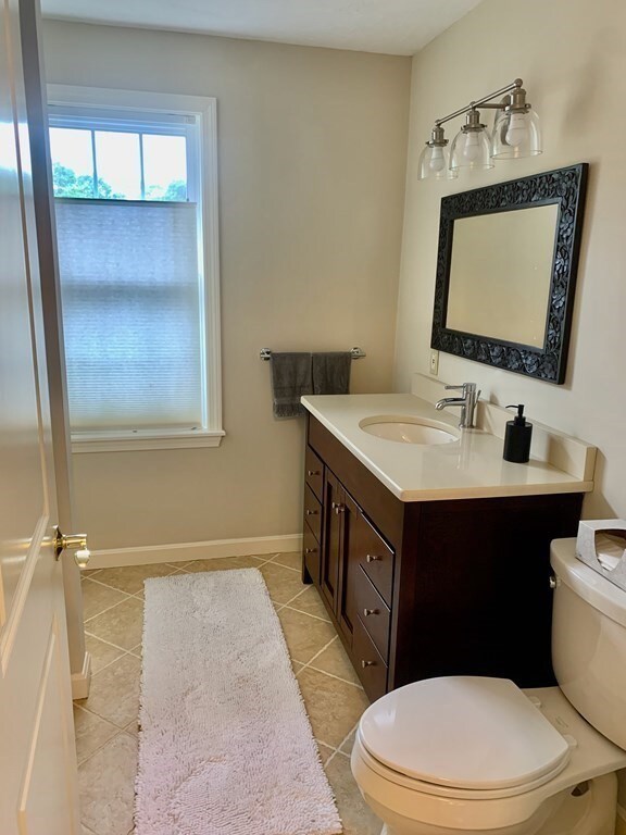 10 Hobart Ln, Rockland, MA 02370 - photo 6