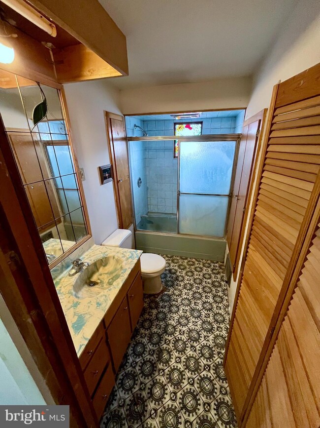 322 S 18th St, Allentown, PA 18104 - photo 6