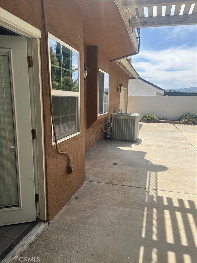 30407 Early Round Dr, Canyon Lake, CA 92587 - photo 7