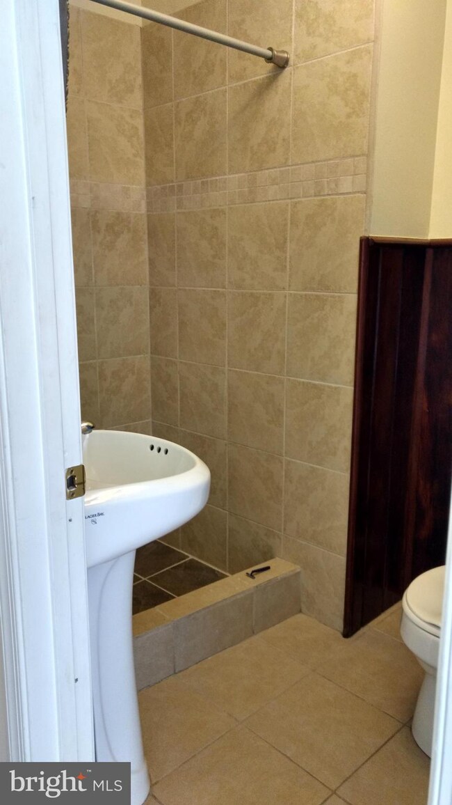 116 Clay St unit 2, Baltimore, MD 21201 - photo 6