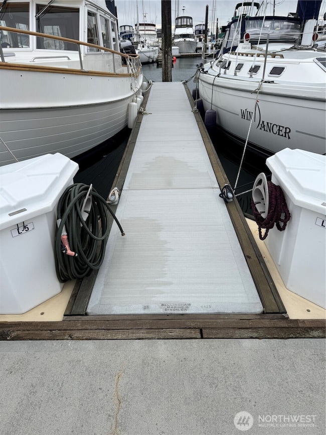 Brand new finger at slip L5