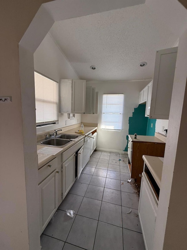 2361 SE 27th St, Okeechobee, FL 34974 - photo 2